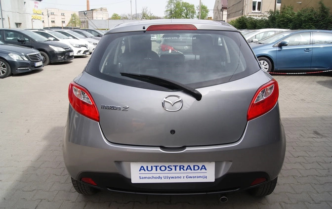 Mazda 2 cena 20900 przebieg: 104468, rok produkcji 2013 z Dobra małe 379